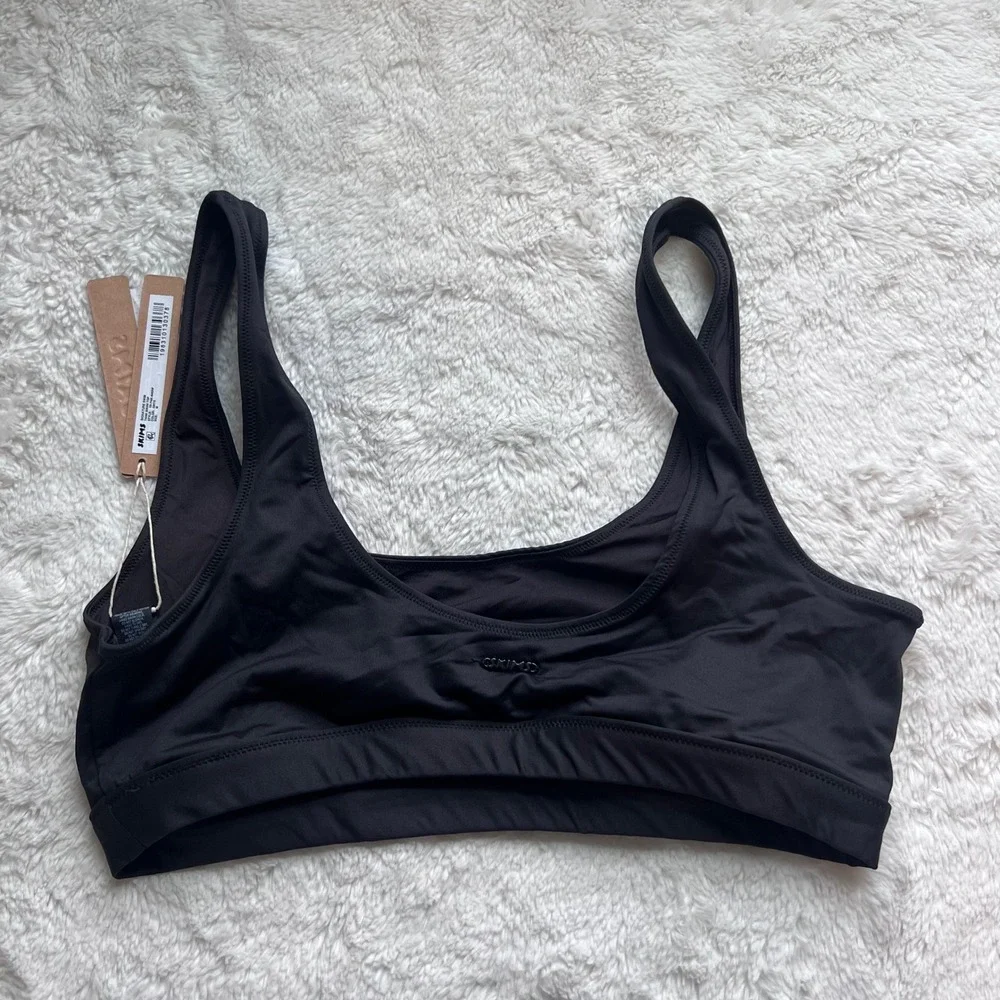 SKIMS Signature Swim Tank Bikini Top Onyx Black TP-TNK-8469W Womens Size M NEW